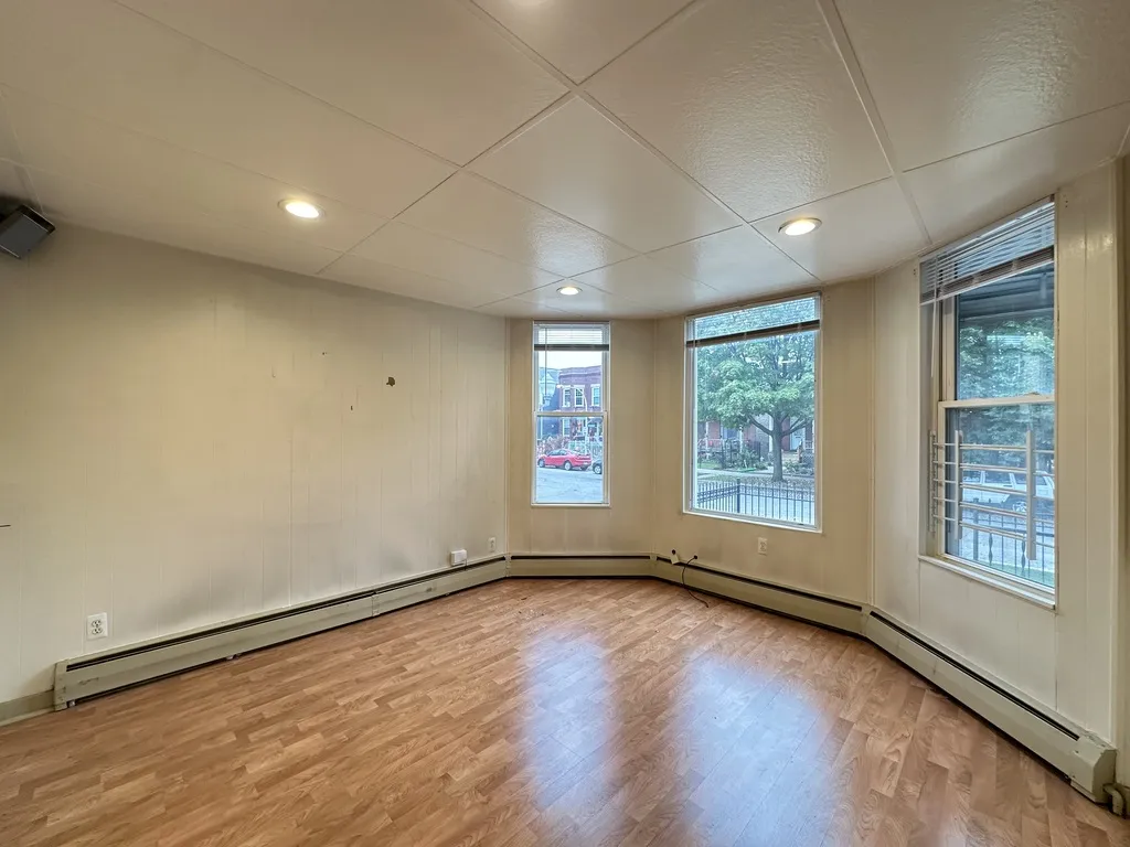 3734 W Wabansia Ave, ,  60647, USA 60647-unit#1F-Chicago-IL