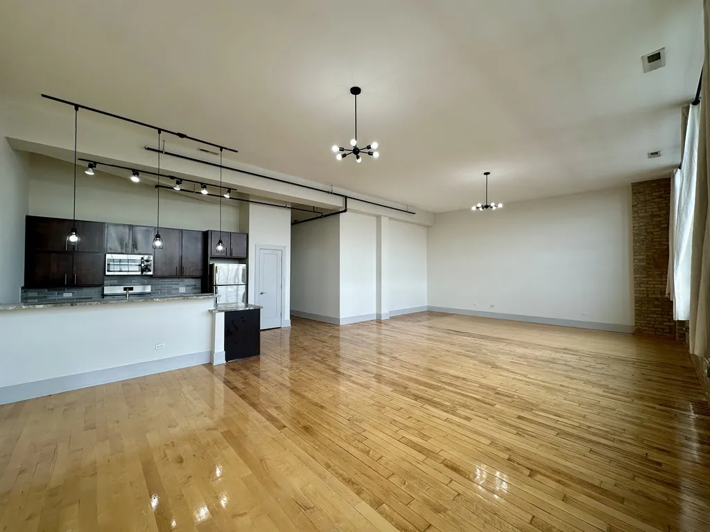 1432 W 21st St, , 60608, USA 60608-unit#306-Chicago-IL