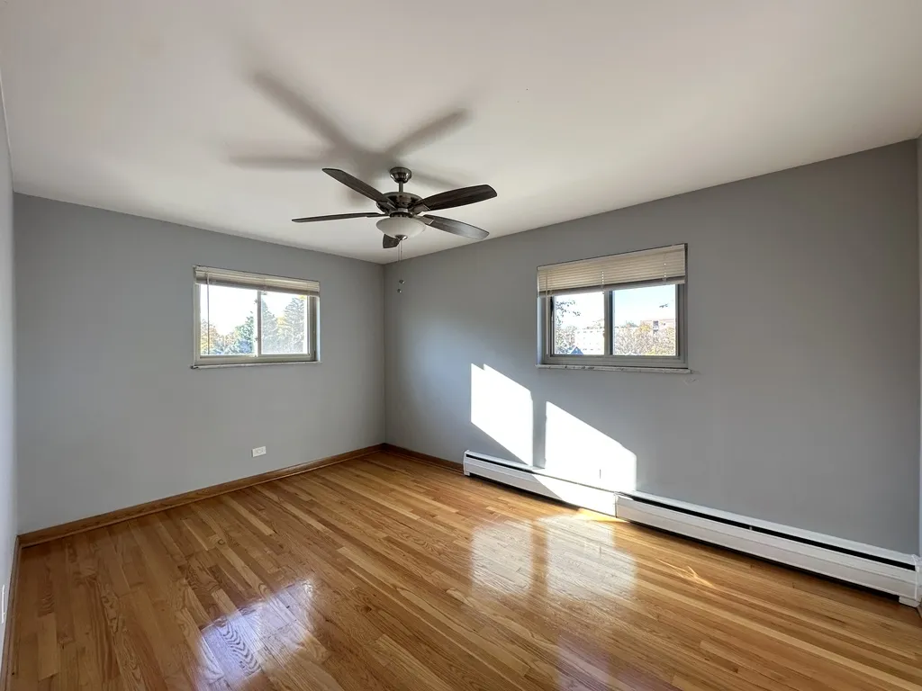 1026 S River Rd, Des Plaines,  60016, USA 60016-unit#3B-Chicago-IL