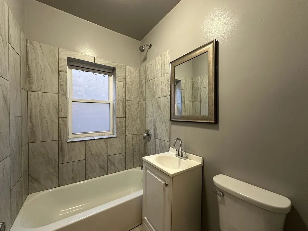 4267 W Addison St, , 60641, USA 60641-unit#1-Chicago-IL