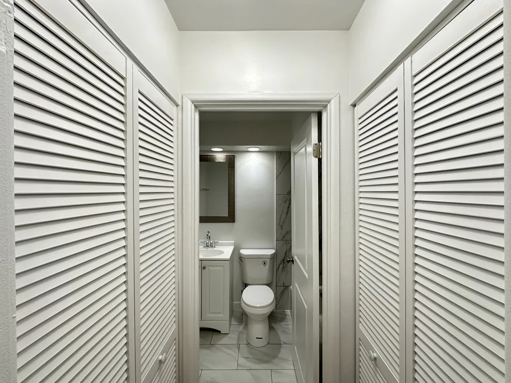 6830 N Sheridan Rd, , 60626, USA 60626-unit#254-Chicago-IL