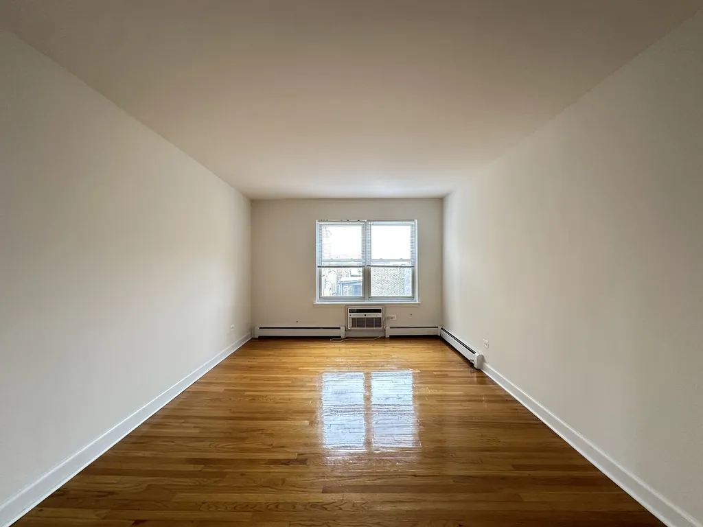 6830 N Sheridan Rd, ,  60626, USA 60626-unit#562-Chicago-IL