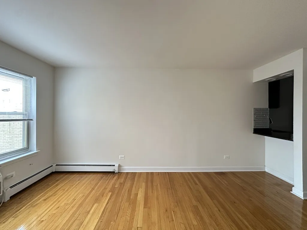 6830 N Sheridan Rd, ,  60626, USA 60626-unit#562-Chicago-IL