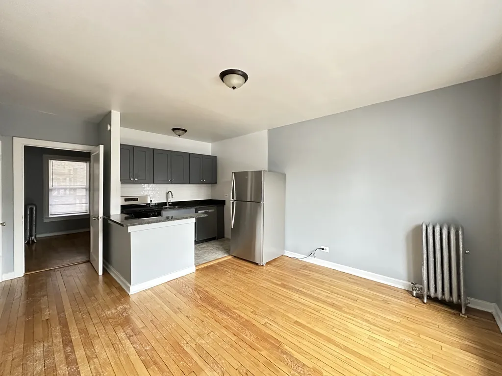 5662 N Ridge Ave, ,  60660, USA 60660-unit#2i-Chicago-IL