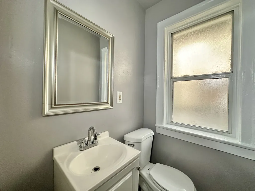 5662 N Ridge Ave, ,  60660, USA 60660-unit#2i-Chicago-IL