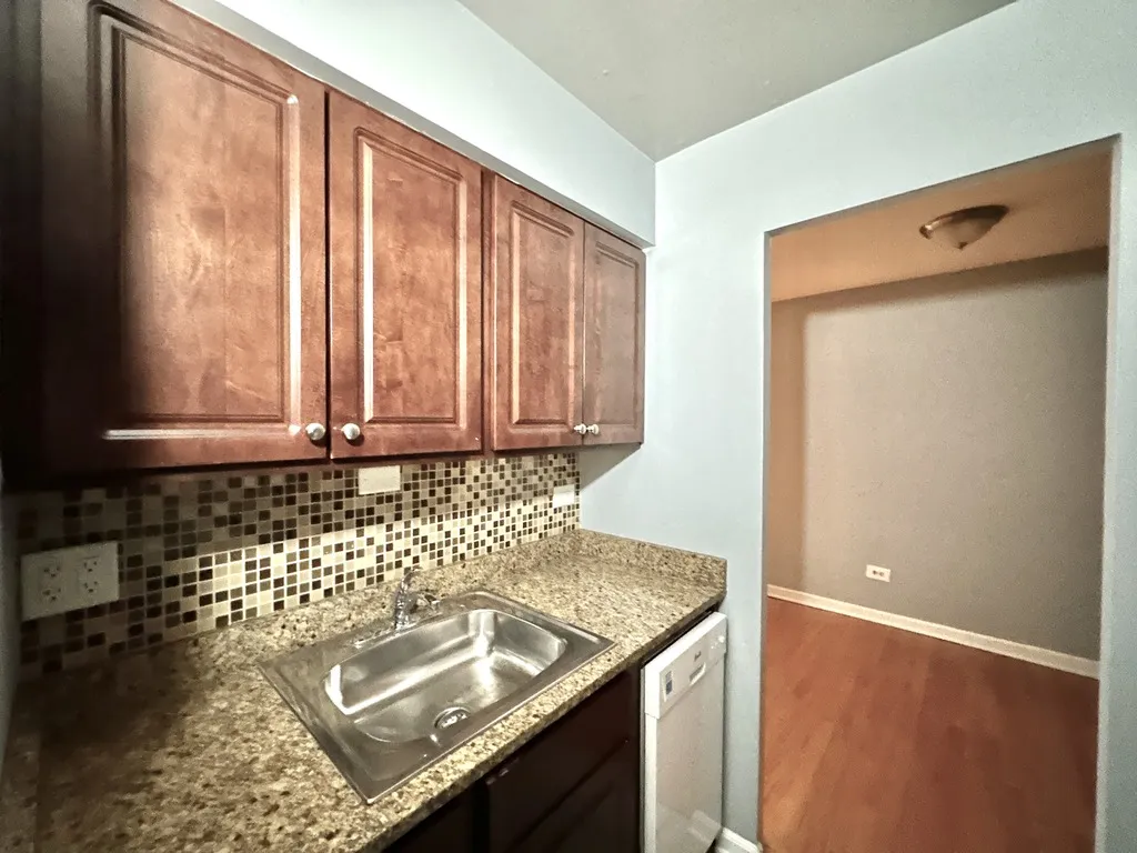 5820 N Sheridan Rd, , 60660, USA 60660-unit#311-Chicago-IL