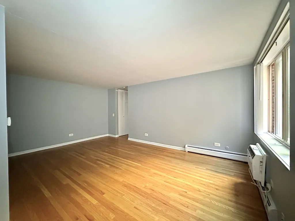 5820 N Sheridan Rd, , 60660, USA 60660-unit#311-Chicago-IL