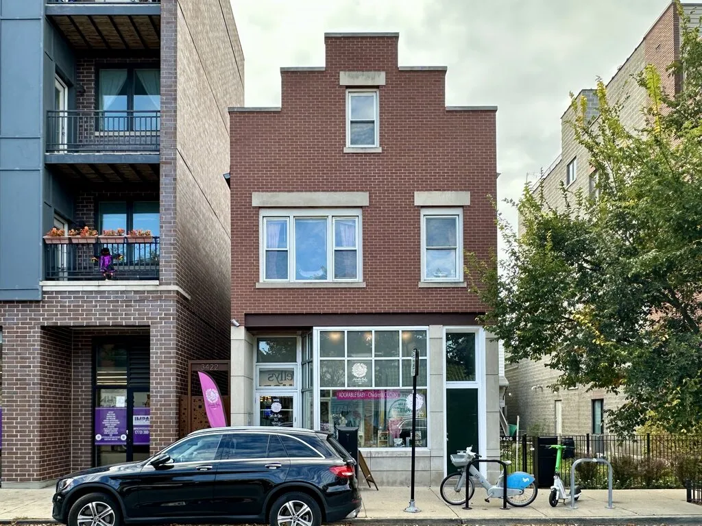 3422 N Lincoln Ave, , 60657, USA 60657-unit#STORE-Chicago-IL