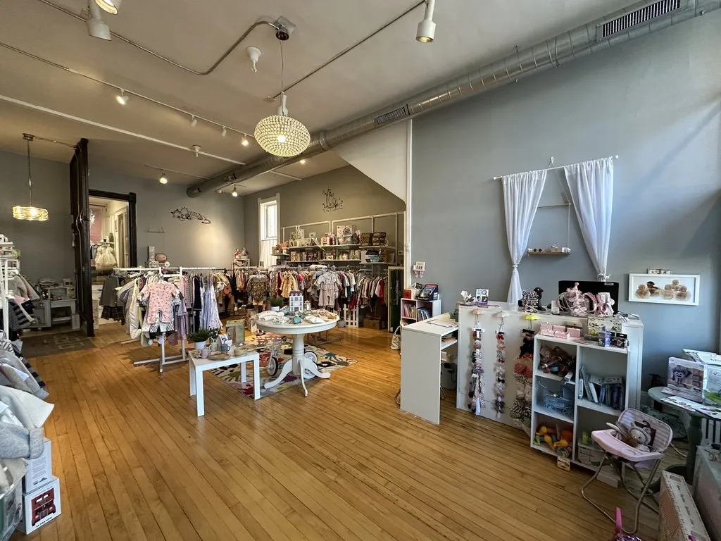 3422 N Lincoln Ave, , 60657, USA 60657-unit#STORE-Chicago-IL