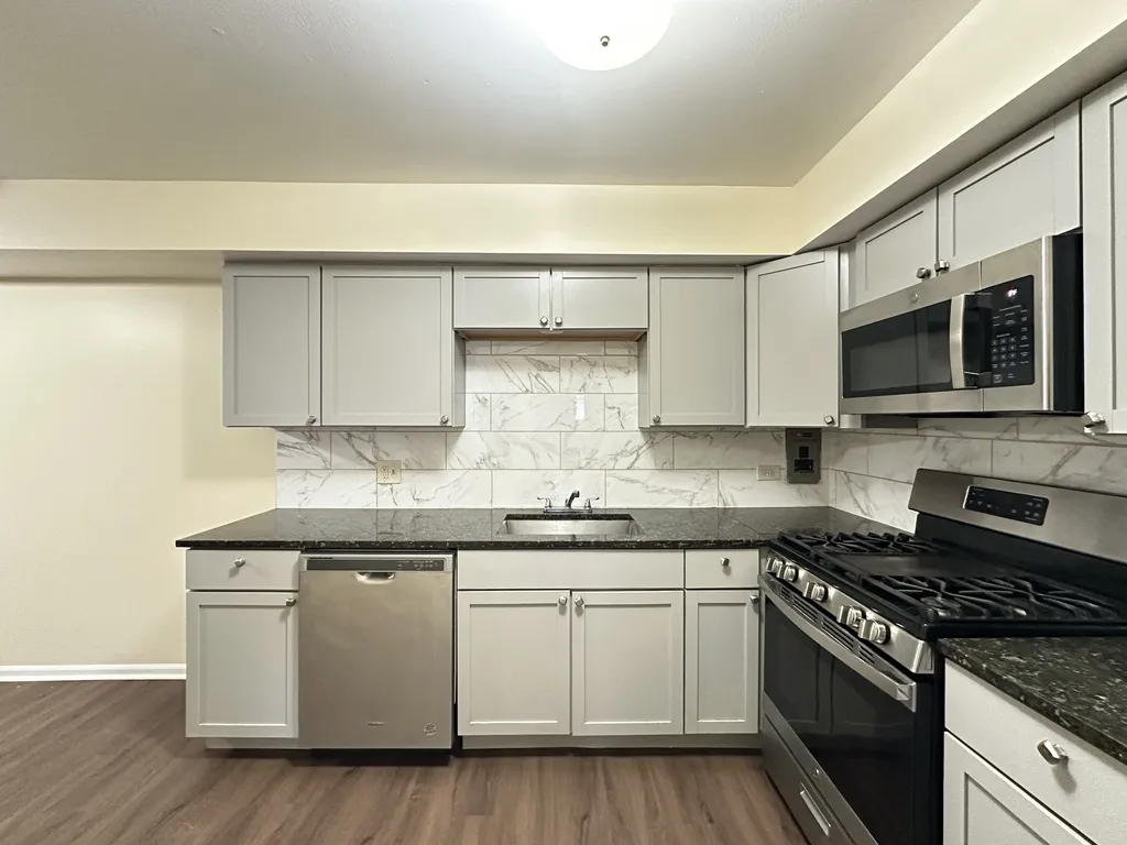 622 Lincoln Ave, Addison,  60101, USA 60101-unit#G03-Chicago-IL