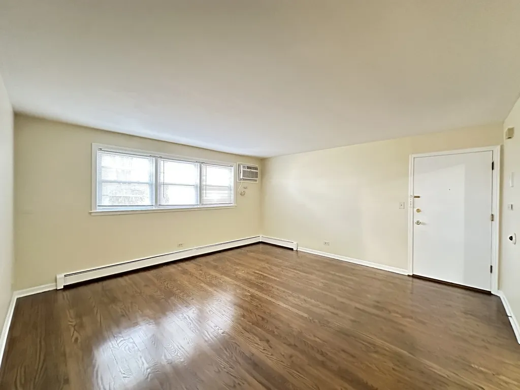 622 Lincoln Ave, Addison,  60101, USA 60101-unit#G03-Chicago-IL