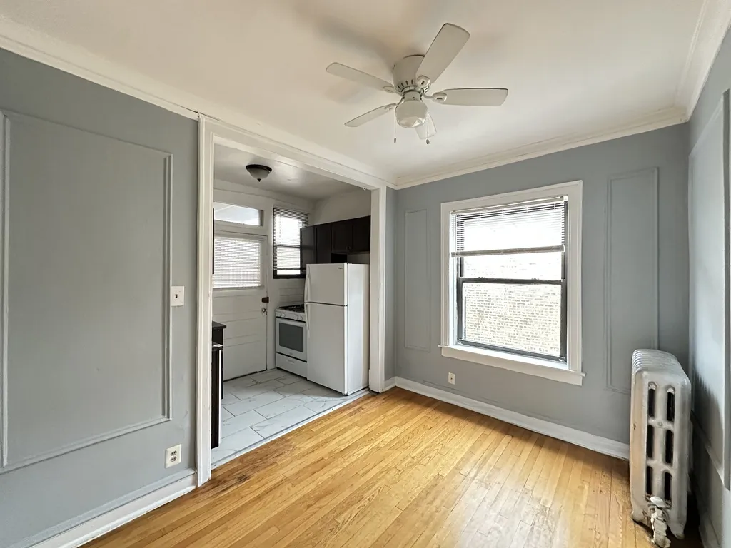 1321 W Estes Ave, ,  60626, USA 60626-unit#35-Chicago-IL