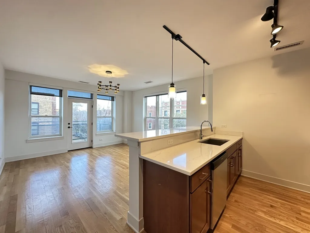 2740 N Spaulding Ave, ,  60647, USA 60647-unit#308-Chicago-IL
