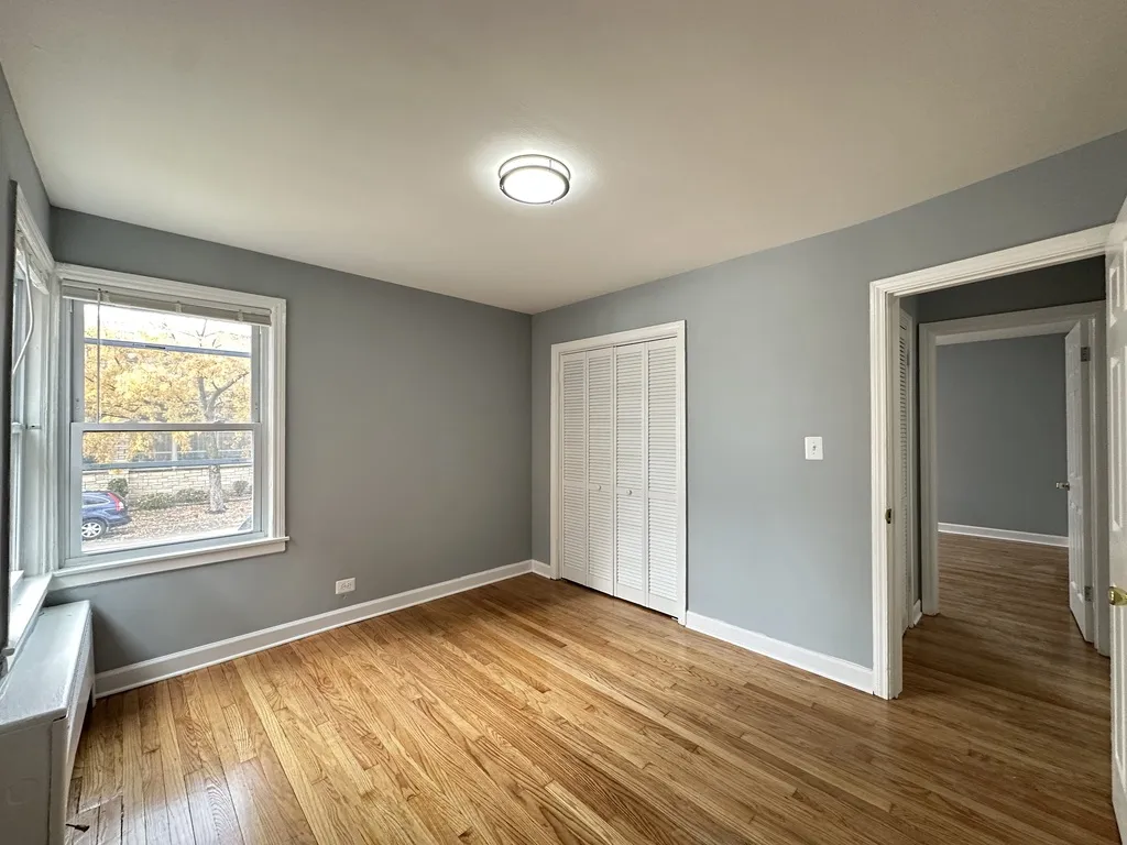 6715 N California Ave, ,  60645, USA 60645-unit#1W-Chicago-IL