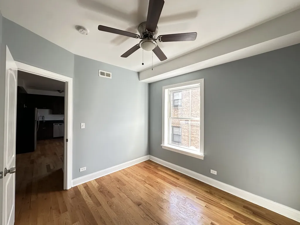 1646 W Pratt Blvd, ,  60626, USA 60626-unit#2i-Chicago-IL