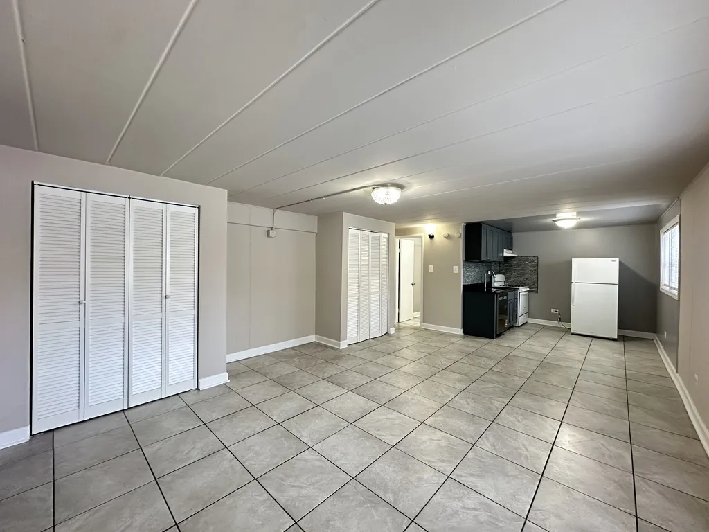 9632 Ivanhoe Ave, Schiller Park,  60176, USA 60176-unit#1A-Chicago-IL