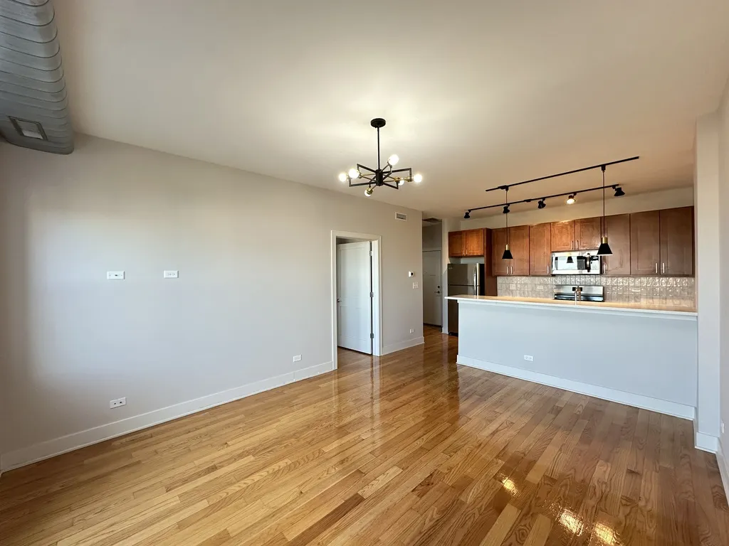 2740 N Spaulding Ave, ,  60647, USA 60647-unit#611-Chicago-IL