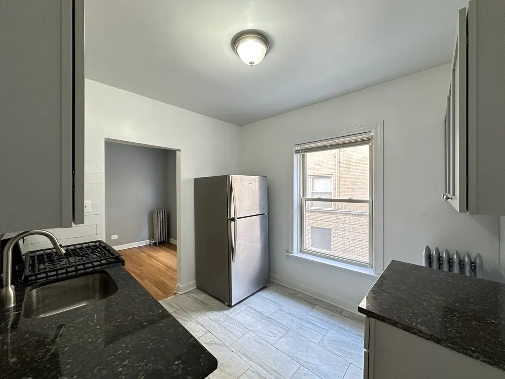 6347 N Magnolia Ave, ,  60660, USA 60660-unit#1M-Chicago-IL