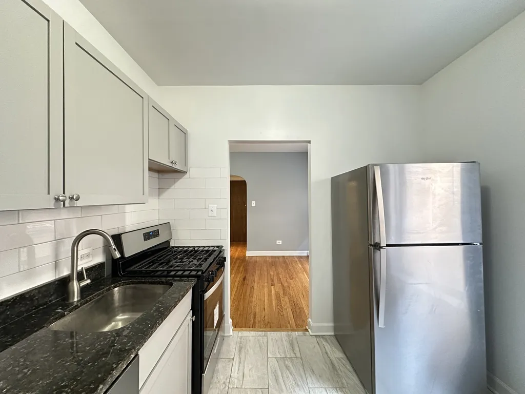 6347 N Magnolia Ave, ,  60660, USA 60660-unit#1M-Chicago-IL