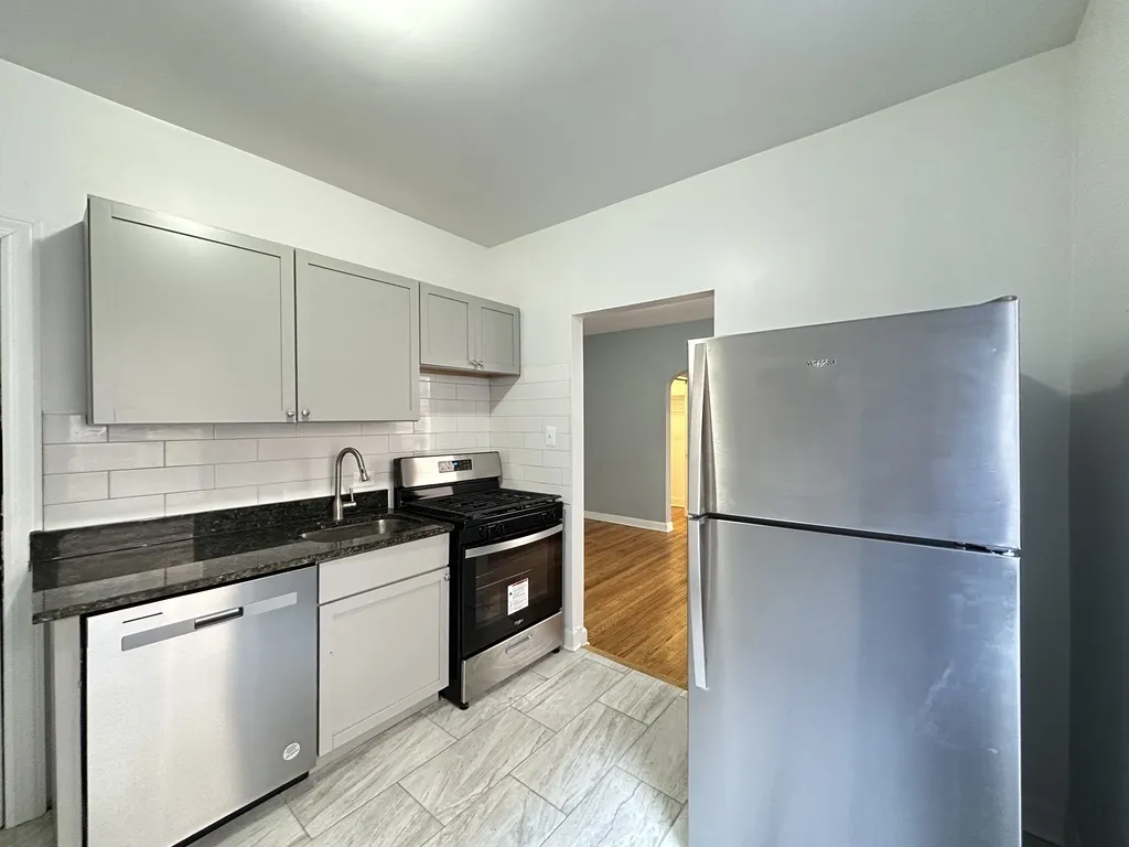 6347 N Magnolia Ave, ,  60660, USA 60660-unit#1M-Chicago-IL