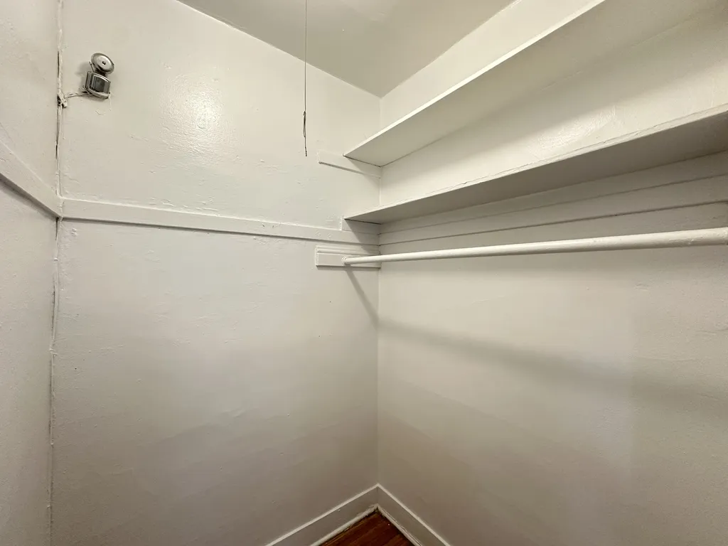 6347 N Magnolia Ave, ,  60660, USA 60660-unit#1M-Chicago-IL