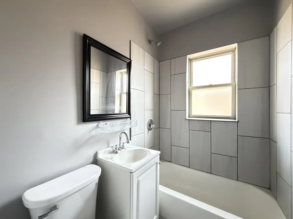 6347 N Magnolia Ave, , 60660, USA 60660-unit#3M-Chicago-IL