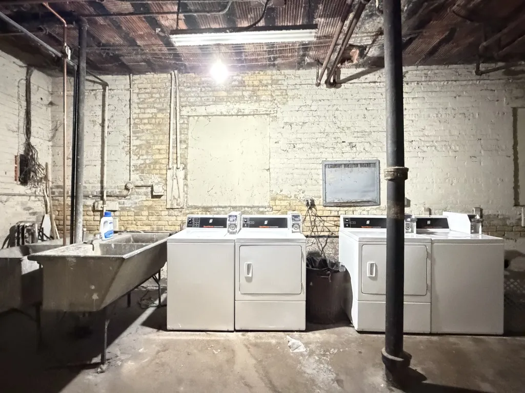 6347 N Magnolia Ave, , 60660, USA 60660-unit#3M-Chicago-IL