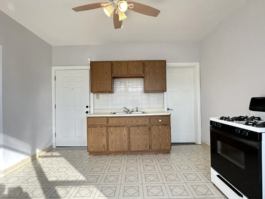 4393 N Elston Ave, ,  60641, USA 60641-unit#5-Chicago-IL