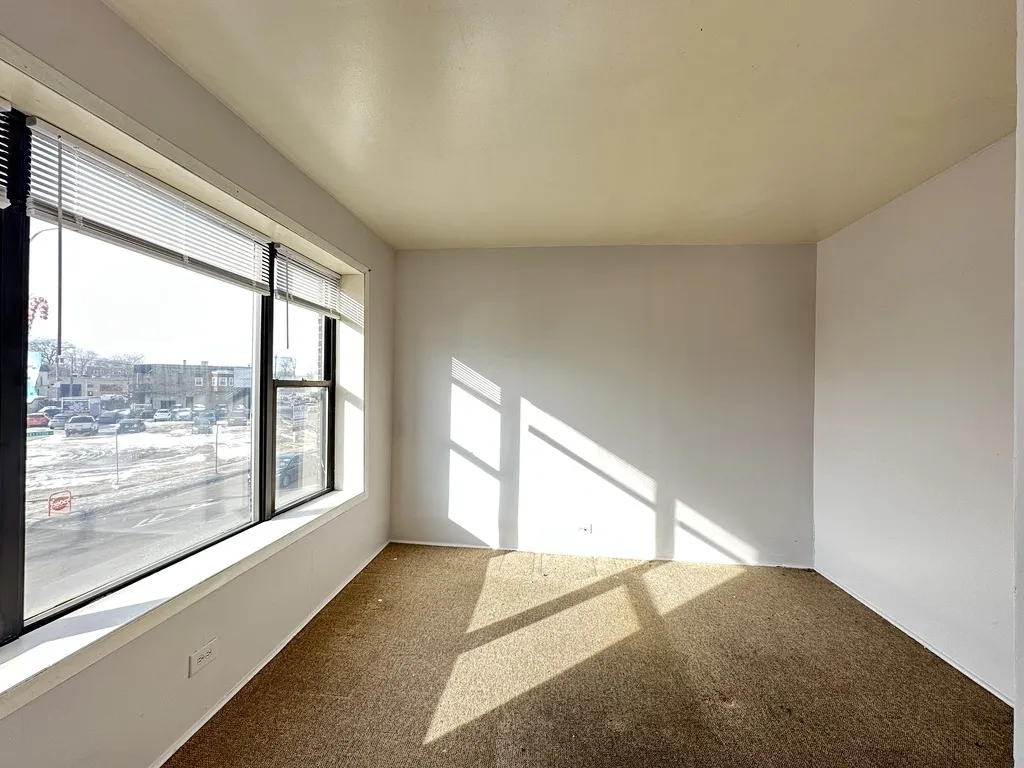 4393 N Elston Ave, ,  60641, USA 60641-unit#5-Chicago-IL