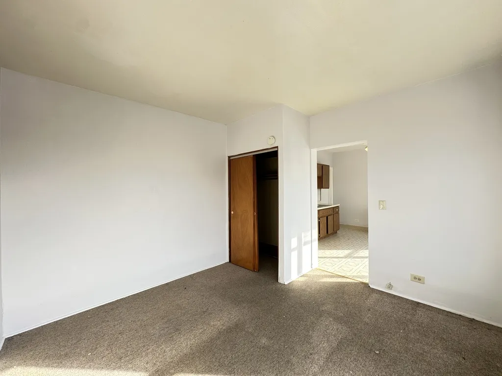 4393 N Elston Ave, ,  60641, USA 60641-unit#5-Chicago-IL