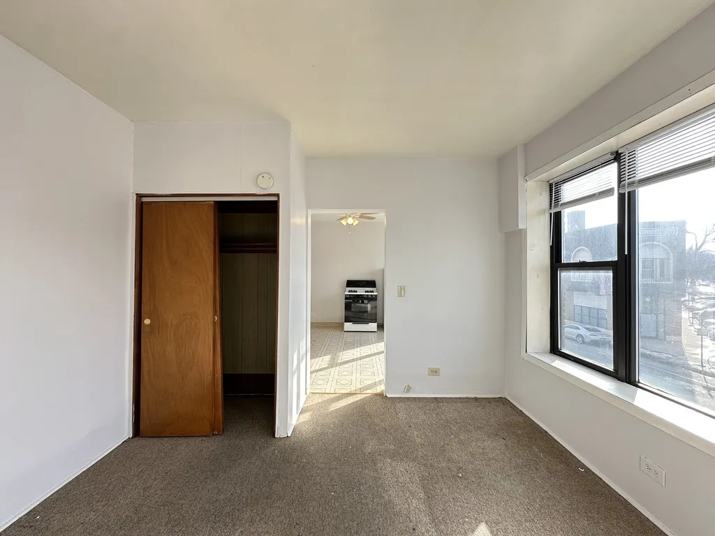 4393 N Elston Ave, ,  60641, USA 60641-unit#5-Chicago-IL