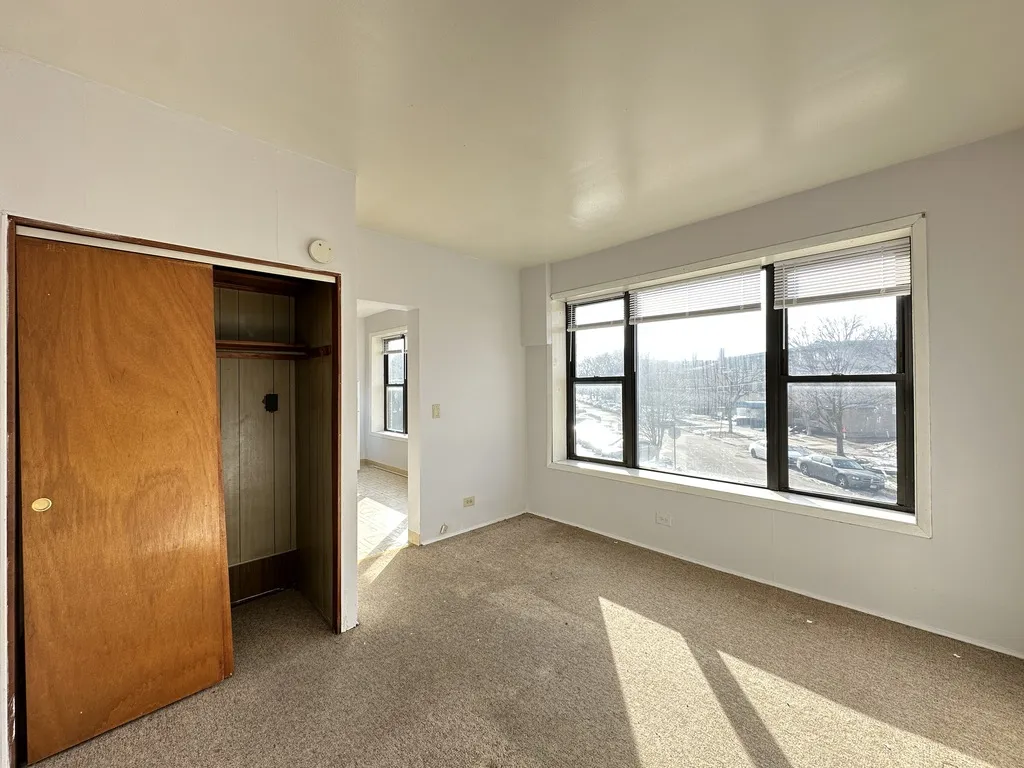 4393 N Elston Ave, ,  60641, USA 60641-unit#5-Chicago-IL