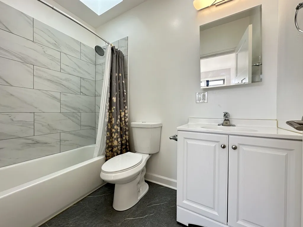 4393 N Elston Ave, ,  60641, USA 60641-unit#5-Chicago-IL