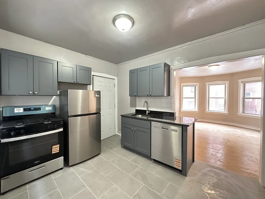 4027 W Melrose St, ,  60641, USA 60641-unit#1N-Chicago-IL