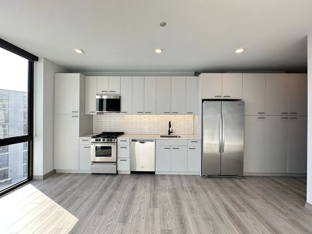 2155 N Elston Ave, ,  60614, USA 60614-unit#652-Chicago-IL