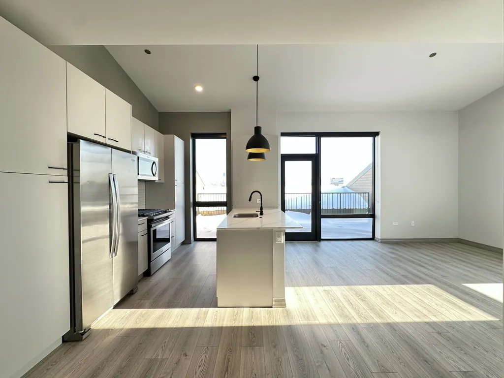 2155 N Elston Ave, ,  60614, USA 60614-unit#525-Chicago-IL