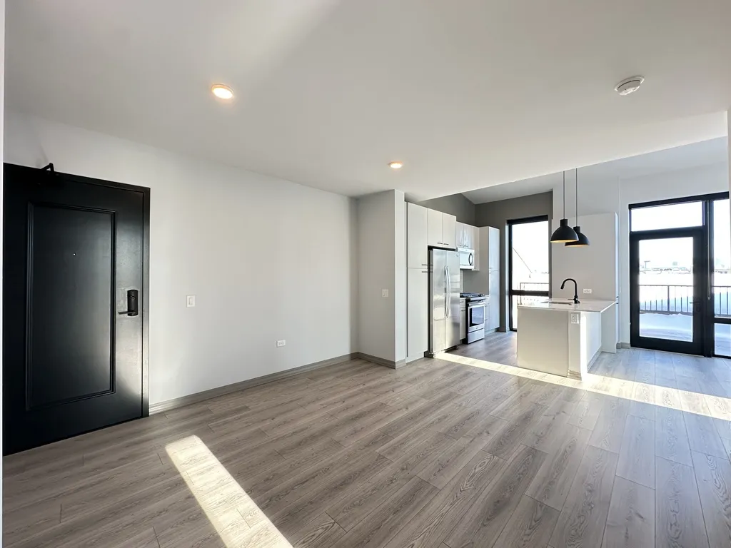 2155 N Elston Ave, ,  60614, USA 60614-unit#525-Chicago-IL