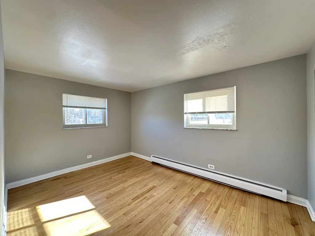 1004 S River Rd, Des Plaines,  60016, USA 60016-unit#102-Chicago-IL