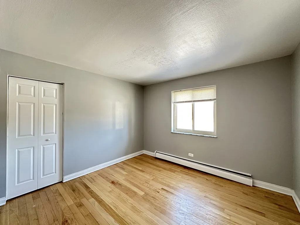 1004 S River Rd, Des Plaines,  60016, USA 60016-unit#102-Chicago-IL