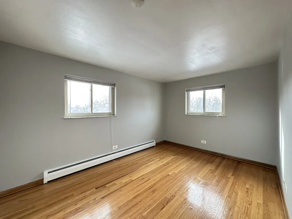 1004 S River Rd, Des Plaines,  60016, USA 60016-unit#301-Chicago-IL