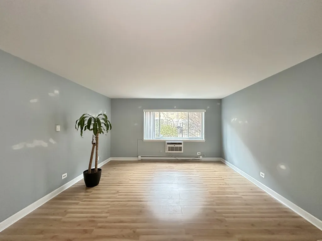 3825 N Pine Grove Ave, ,  60613, USA 60613-unit#103-Chicago-IL