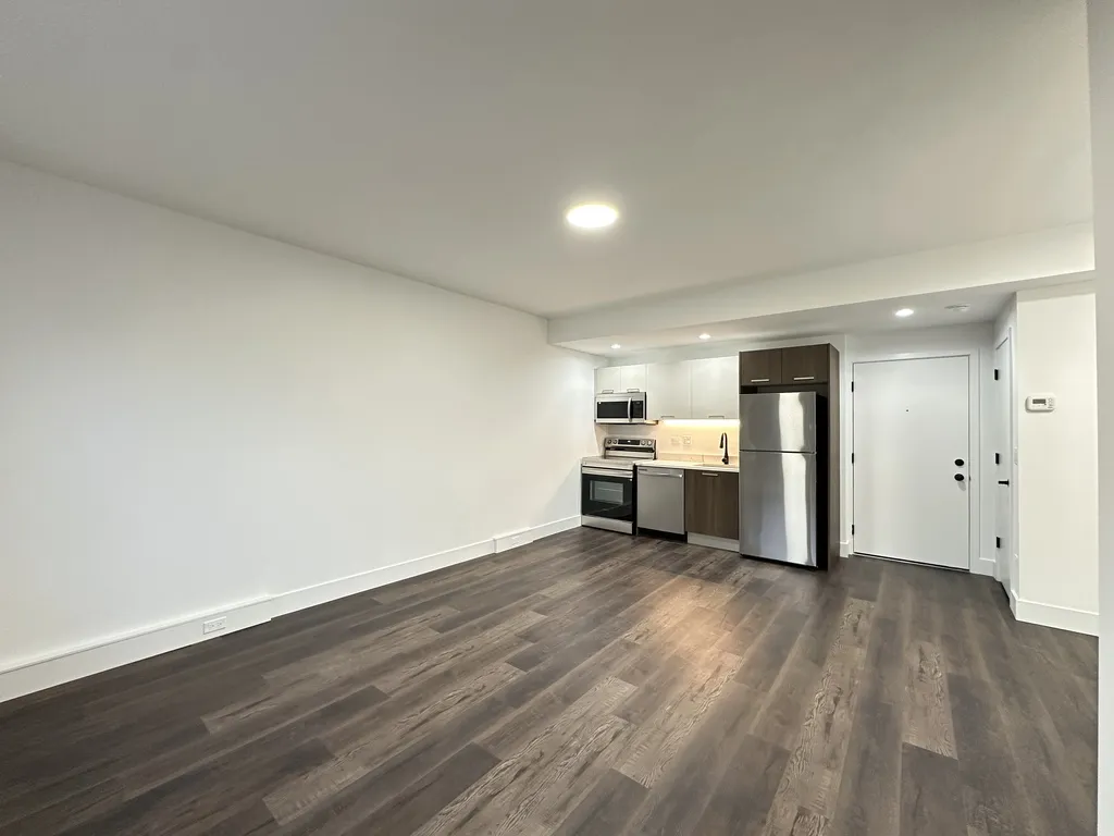 1553 W Hollywood Ave, ,  60660, USA 60660-unit#202-Chicago-IL