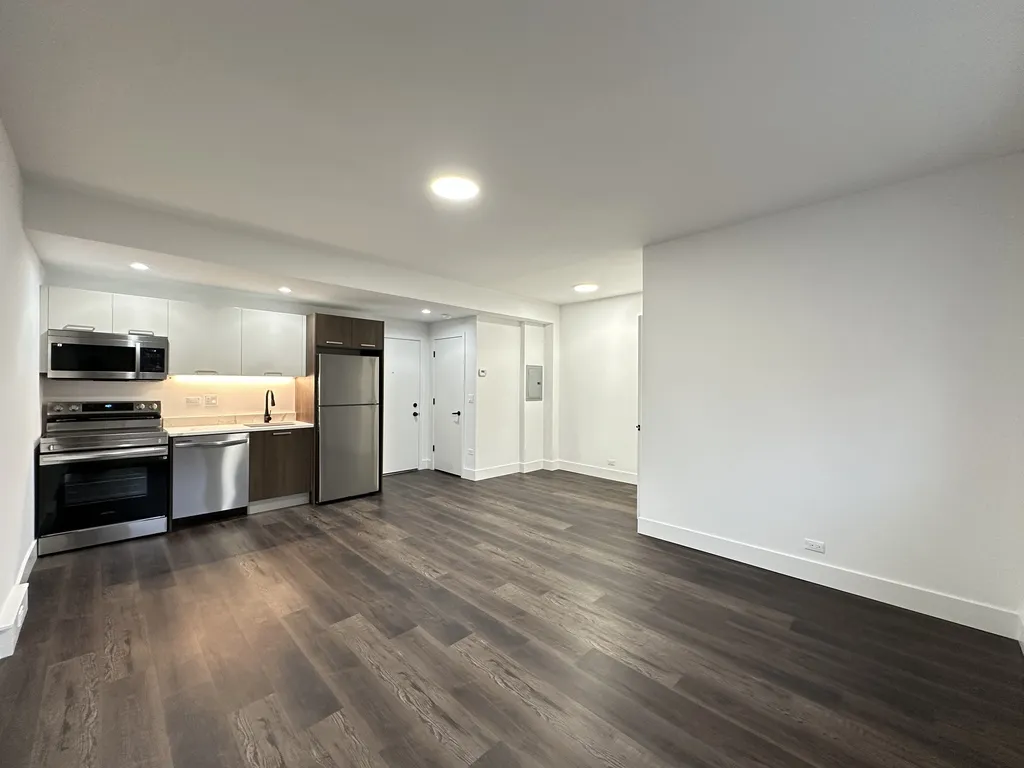 1553 W Hollywood Ave, ,  60660, USA 60660-unit#202-Chicago-IL