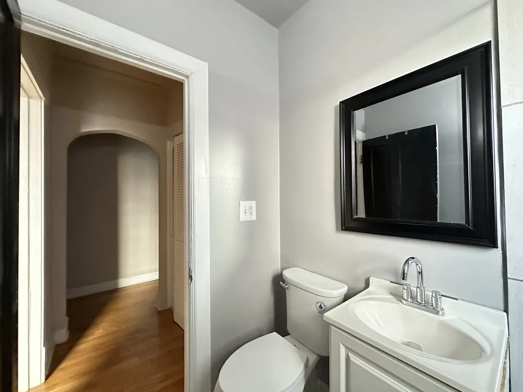 6347 N Magnolia Ave, , 60660, USA 60660-unit#2N-Chicago-IL