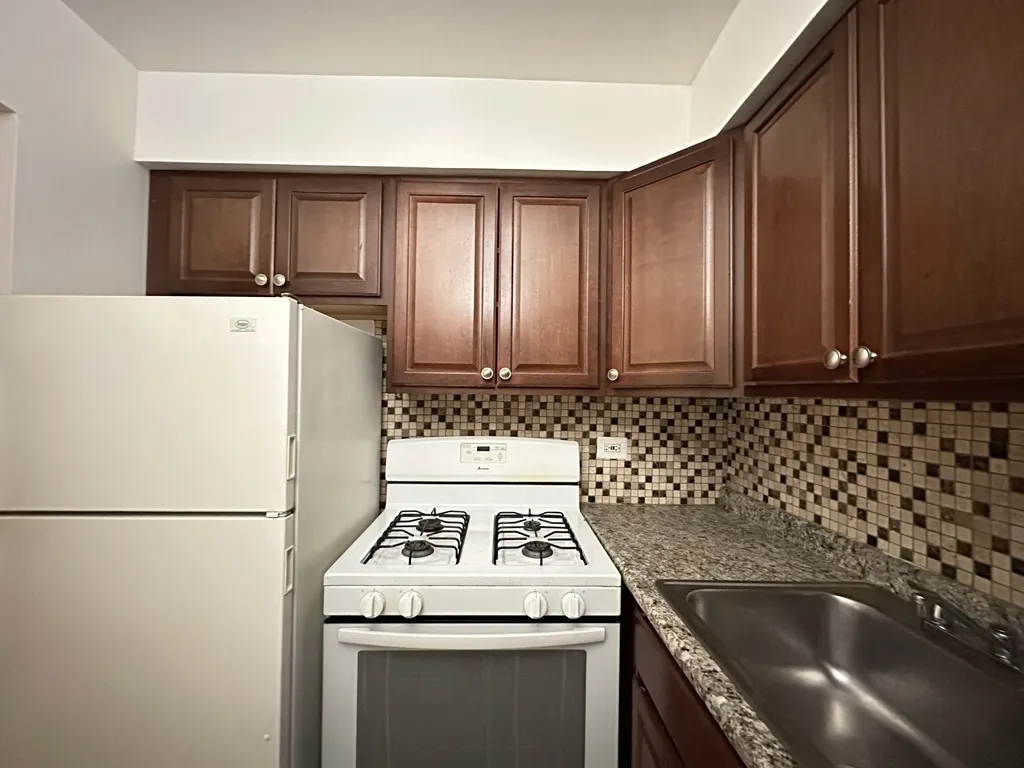 6830 N Sheridan Rd, ,  60626, USA 60626-unit#374-Chicago-IL