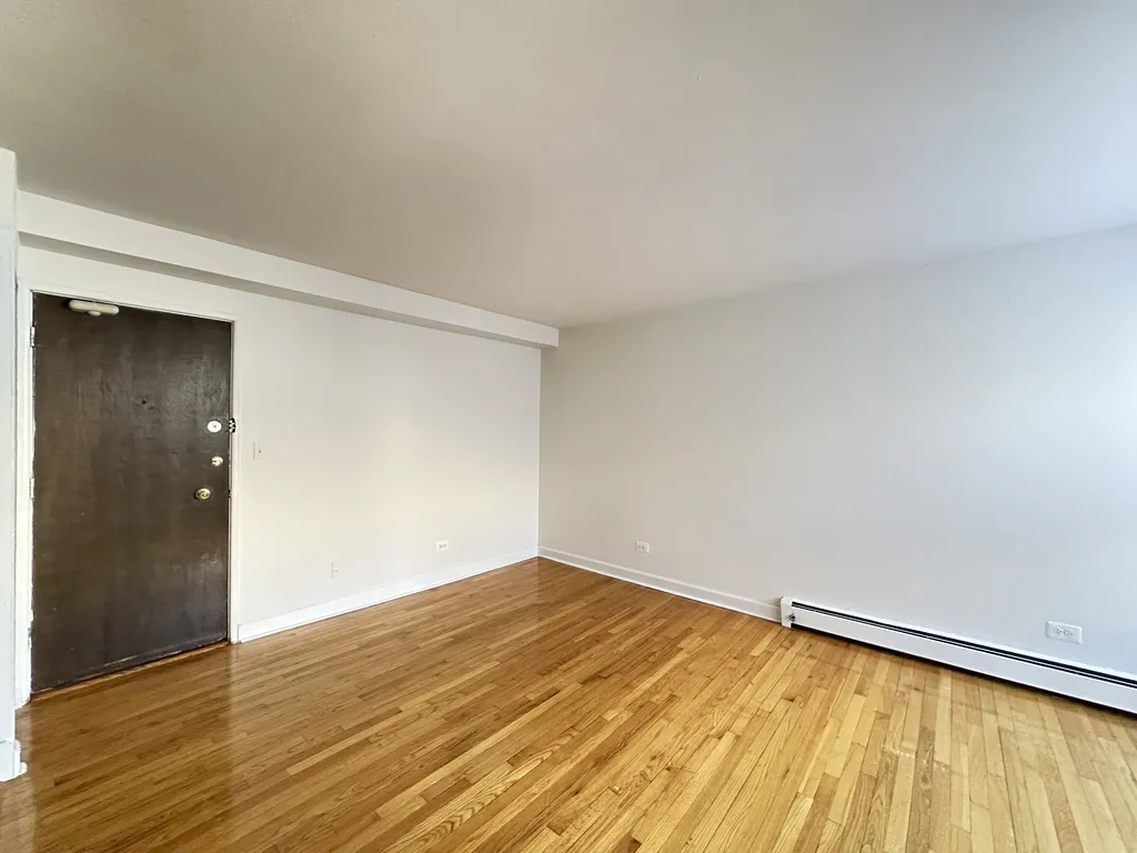 6830 N Sheridan Rd, ,  60626, USA 60626-unit#563-Chicago-IL