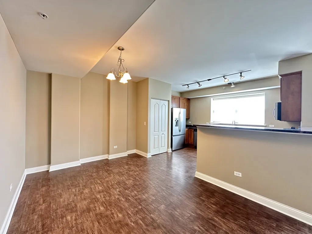 2 Itasca Place, Itasca,  60143, USA 60143-unit#219-Chicago-IL