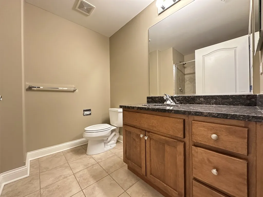 2 Itasca Place, Itasca,  60143, USA 60143-unit#219-Chicago-IL