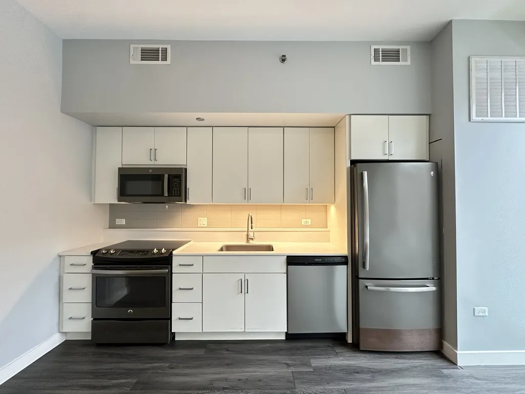 4334 N Hazel St, , 60613, USA 60613-unit#201-Chicago-IL