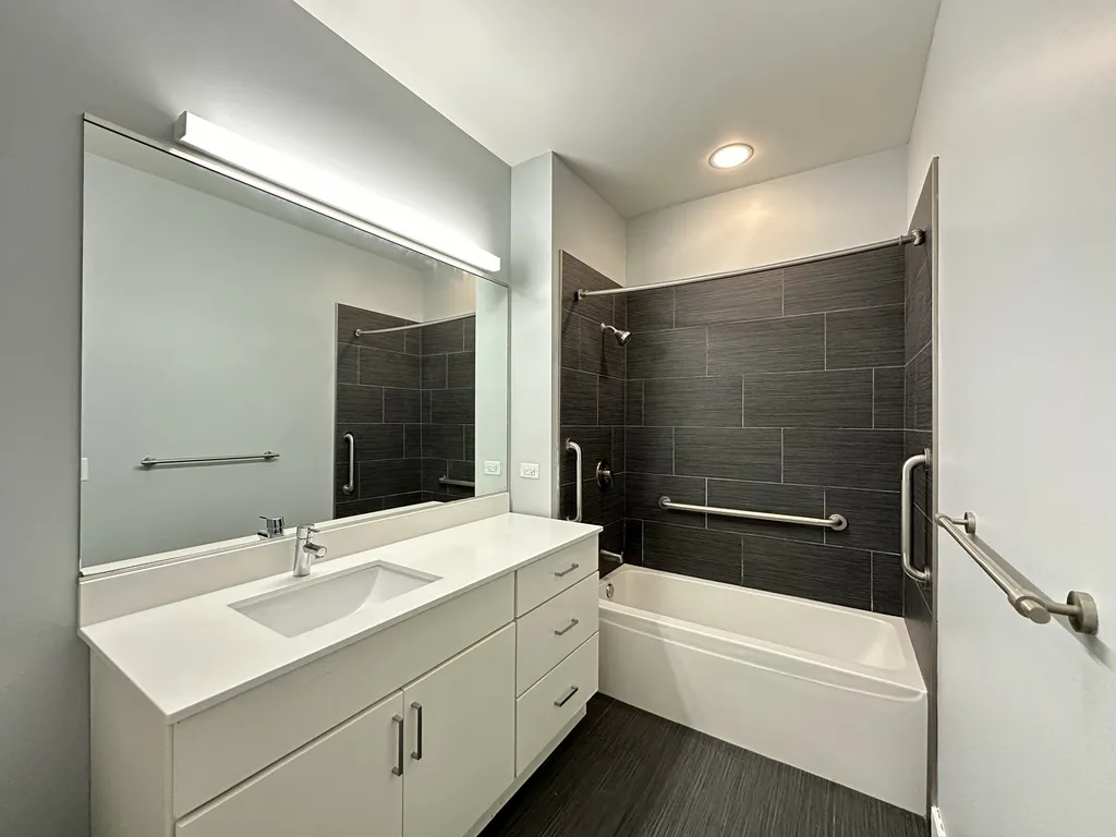 4334 N Hazel St, , 60613, USA 60613-unit#201-Chicago-IL